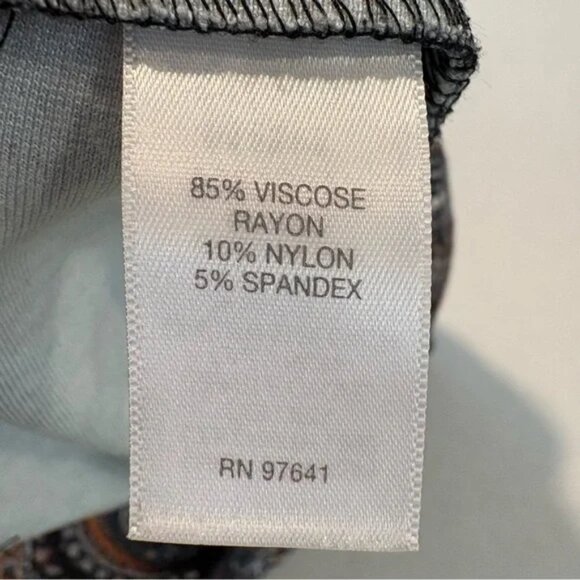 J. Jill Ponte Knit Pencil Skirt Gray Blue Paisley Print Pull On Stretch Waist LP - Picture 7 of 9